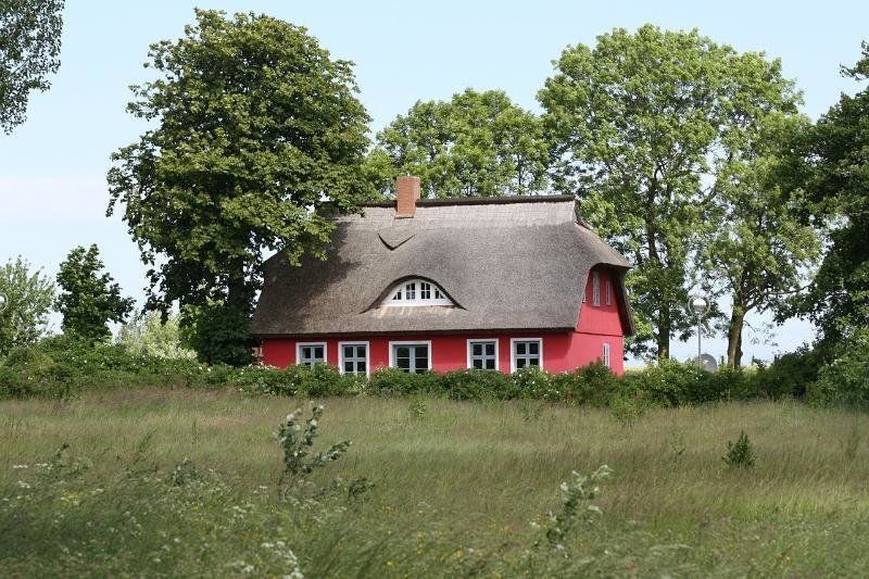 Luxuriöses Reetdachhaus